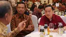 Menteri Perindustrian Saleh Husin (kiri) dan Menteri Perdagangan Thomas Lembong saat pembukaan Rakernas Kadin Hubungan International di Jakarta, Rabu (1/6).  (Liputan6.com/Angga Yuniar)