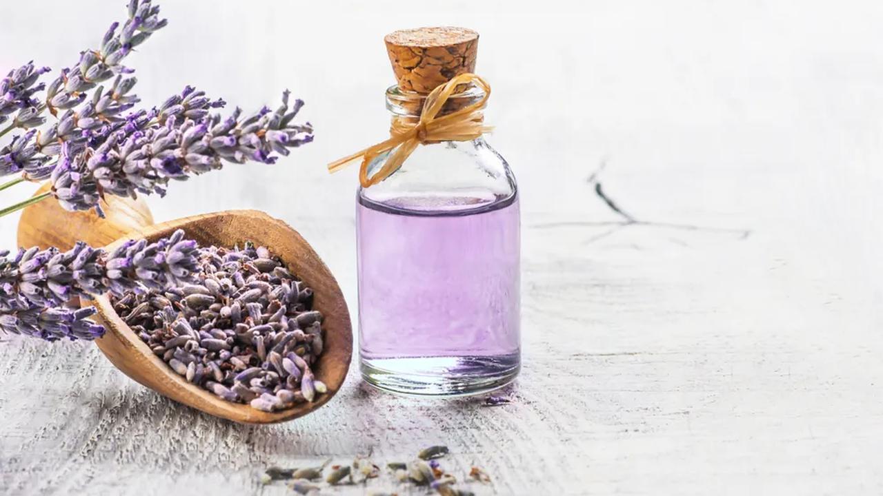 Essence Oil untuk Menyamarkan Bau Tak Sedap Tersebut