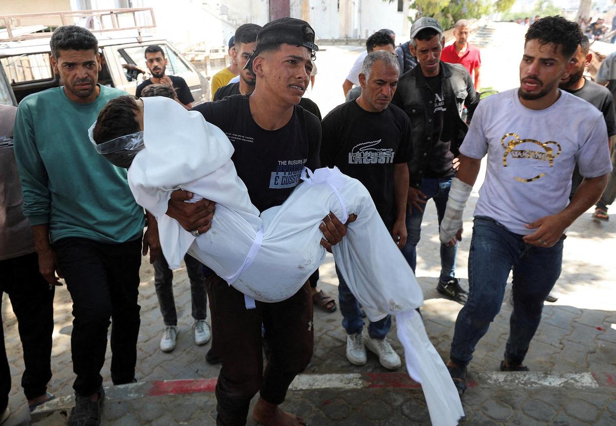 FOTO: Kebiadaban Israel Serang Gaza di Hari Kedua Idul Adha, Sedikitnya 34 Warga Tewas