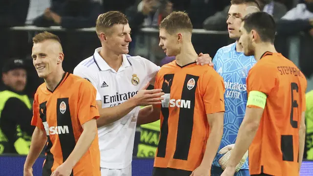 Foto: PSG Ditahan Imbang Benfica, Rudiger Bawa Real Madrid Lolos ke 16 Besar Liga Champions