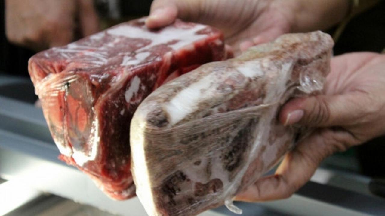 Sidak Giant Malang, petugas temukan makanan kedaluwarsa