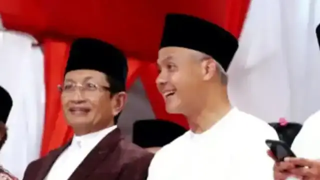 Prof Dr KH Nasaruddin Umar mendampingi Ganjar Pranowo saat acara halal bihalal di Lapangan Sparta Tikala, Kota Manado, Sulut, Kamis (18/5/2023).