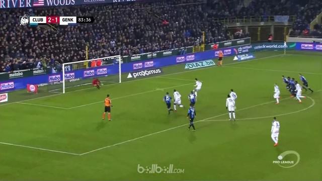 Gol Hans Vanaken dari luar kotak penalti gagal memberikan kemenangan bagi Club Brugge yang harus ditahan imbang 2-2 oleh Genk. Di ...