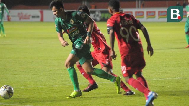 PSS Sleman vs Semen Padang