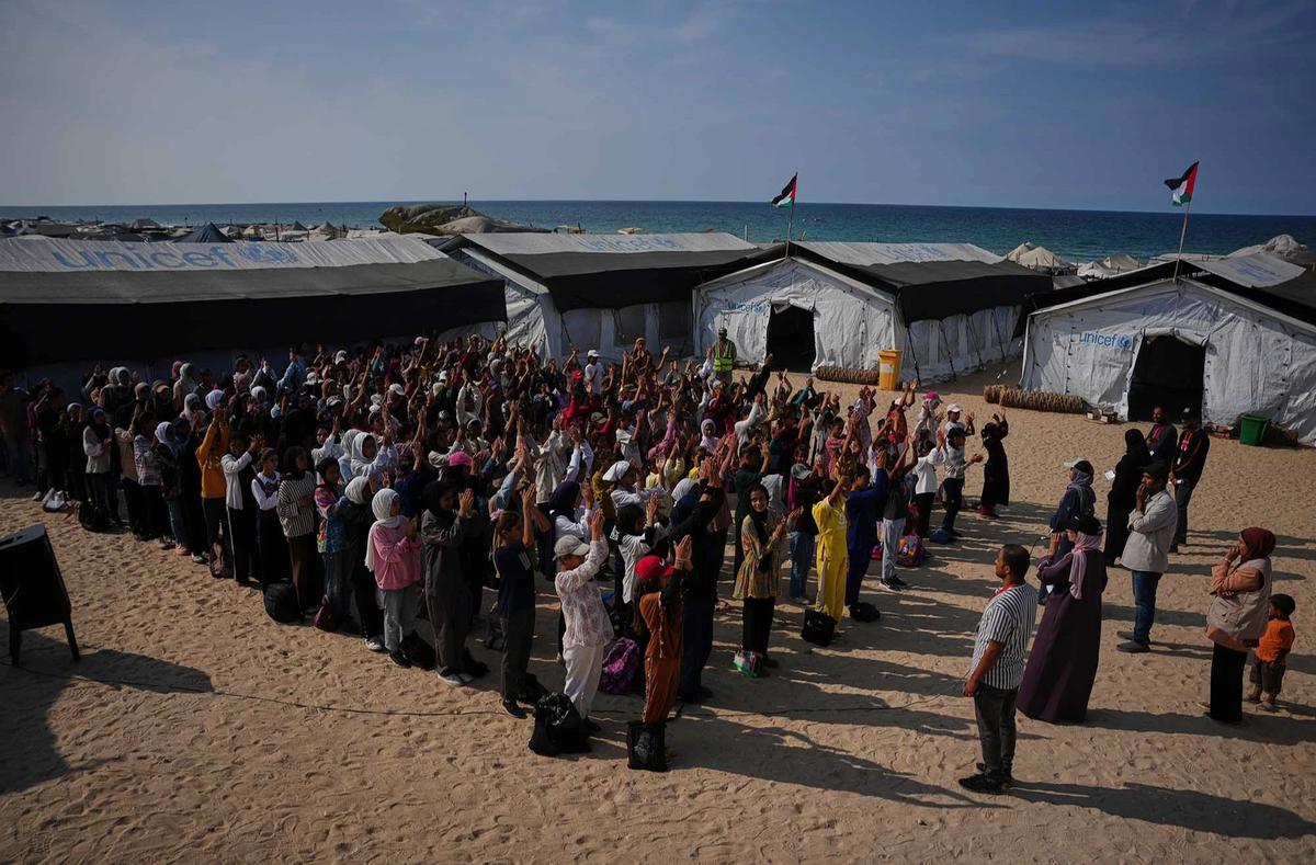 FOTO: Keceriaan Anak-Anak Gaza Bersekolah di Kelas Darurat
