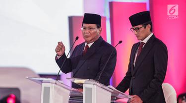 Ekspresi Prabowo - Sandiaga Uno Saat Debat Pilpres 2019