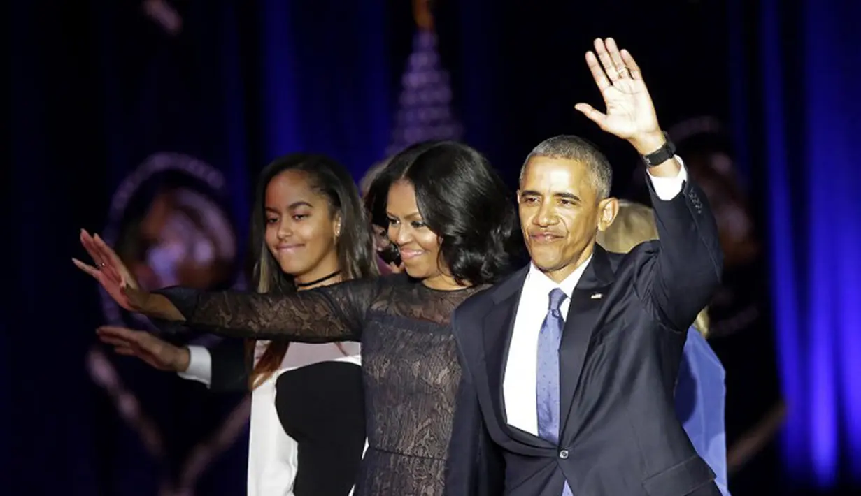 Kesuksesannya menjadi seorang Presiden, Obama menyadari tidak lepas dari peran orang-orang di belakangnya. Keluarga, seperti anak dan istri merupakan sosok di balik keberhasilannya saat ini. (AFP/Bintang.com)