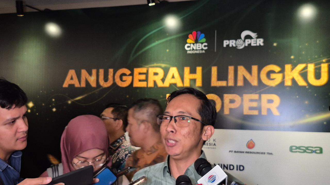 Amri Cahyono.