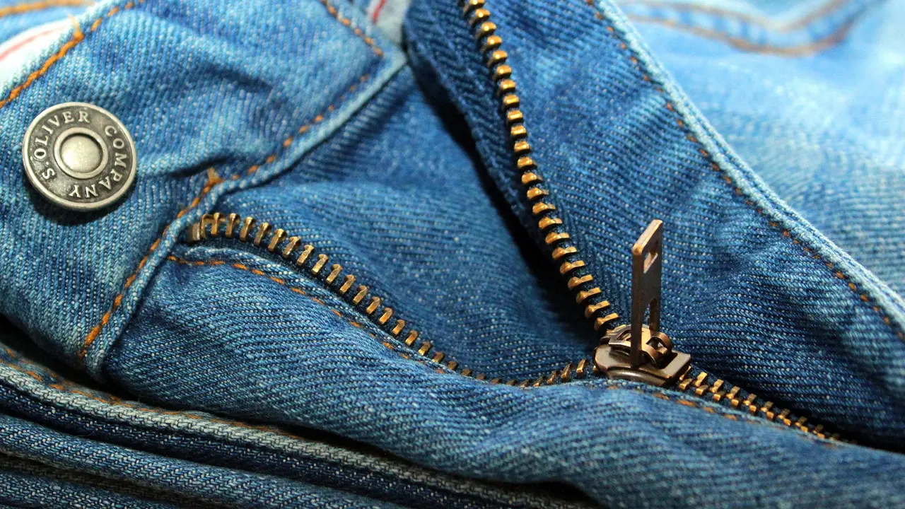 Tips Merawat Jeans