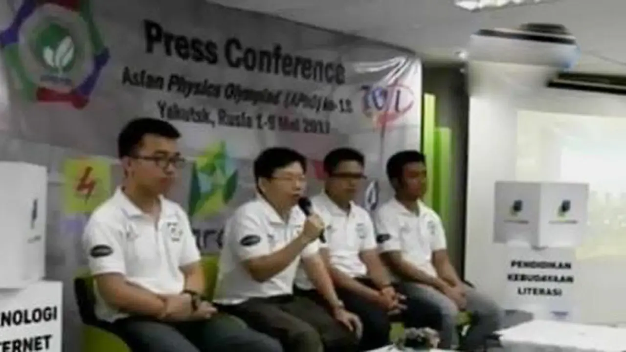 Lebih Dekat Dengan Tim Pemenang Olimpiade Fisika 