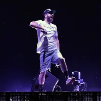 The Chainsmoker berhasil   mengguncang Jakarta saat manggung   di International Expo (JIEXPO),   Kemayoran, Jakarta Pusat, Jumat   (30/3/2018) malam lalu. (Bambang E. Ros/Bintang.com)