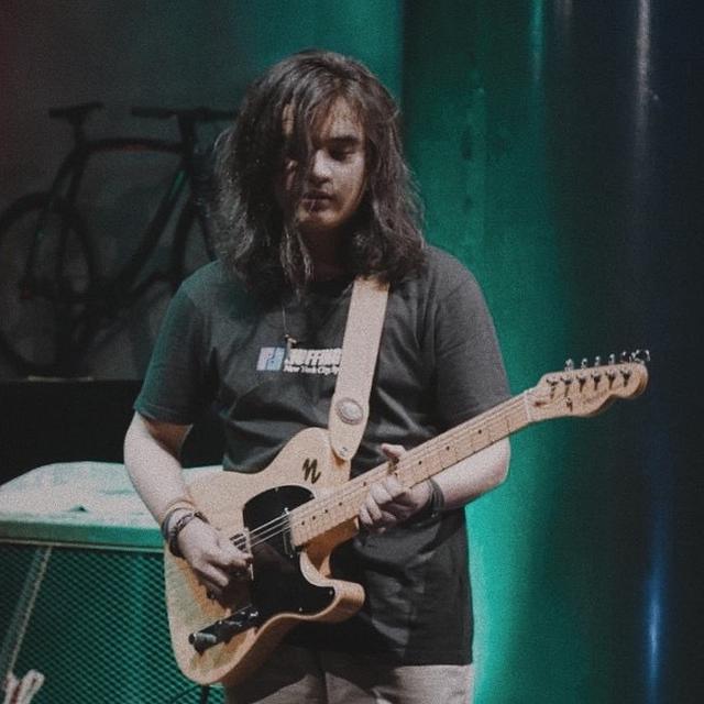 Potret Terbaru Esa Sigit (sumber: instagram/esasigit)