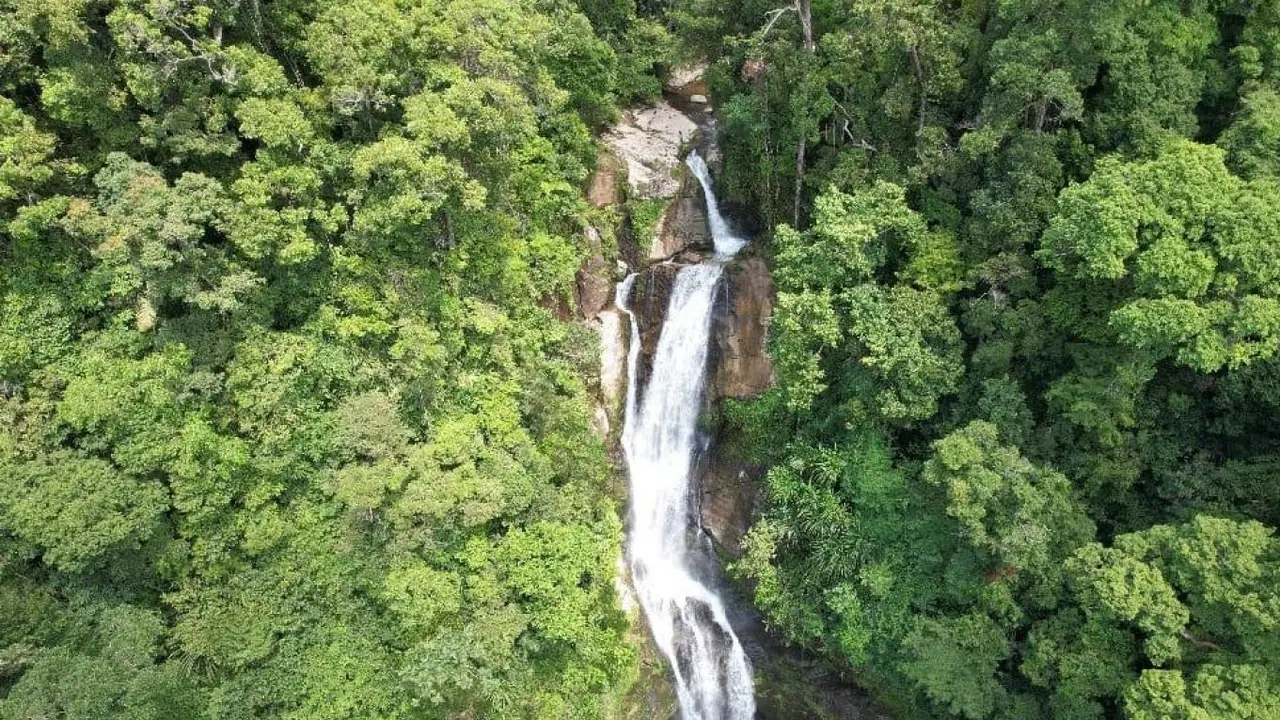 Air Terjun Lubuk Hitam Padang. (Liputan6.com/ ist)
