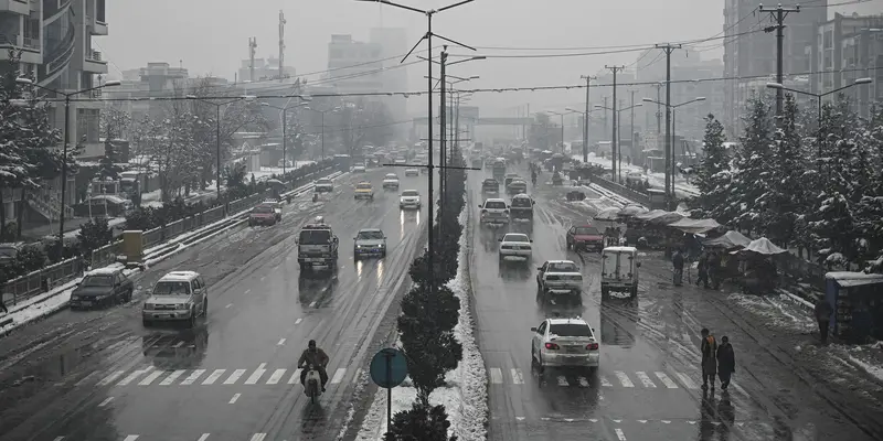 Potret Hujan Salju Lebat di Kabul