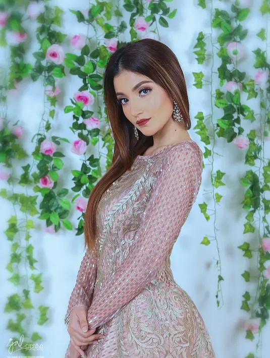 Foto yang disukai ribuan warganet itu juga kebanjiran doa dari para pengikutnya. Pujian juga membanjiri laman komentar. (Instagram/tsaniamarwa54)