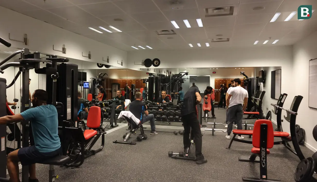 <p>Tempat tersebut banyak digunakan oleh para wartawan untuk menjaga kebugaran mereka dari kesibukan meliput perhelatan akbar empat tahunan tersebut. (Bola.com/Hendry Wibowo)</p>