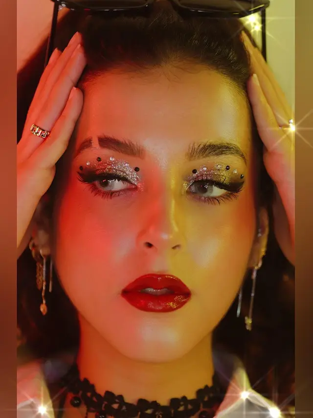 6 Potret Tasya Farasya Dengan Riasan Makeup Unik, Curi Perhatian