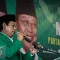 Ketua Umum PPP versi Muktamar Jakarta, Djan Faridz saat memberi sambutan di Mukernas II PPP, Jakarta, Selasa (29/3). Djan  menjanjikan umroh gratis untuk setiap pengurus DPC, DPW dan DPP atas kemenangan partainya di MA. (Liputan6.com/Faizal Fanani)