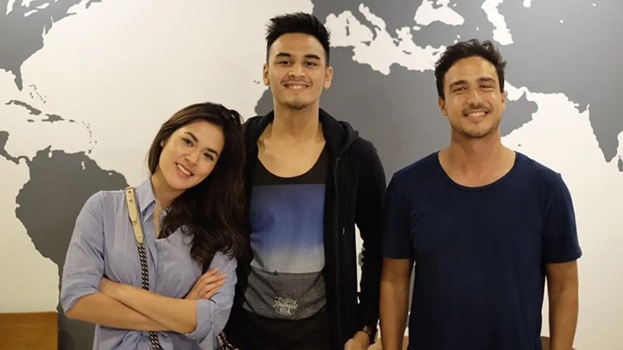 6 Potret Marco Ivanos, Sepupu Raisa yang Memesona