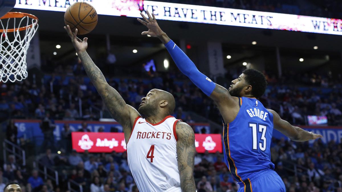 NBA: Paul George Bertahan di Oklahoma City Thunder