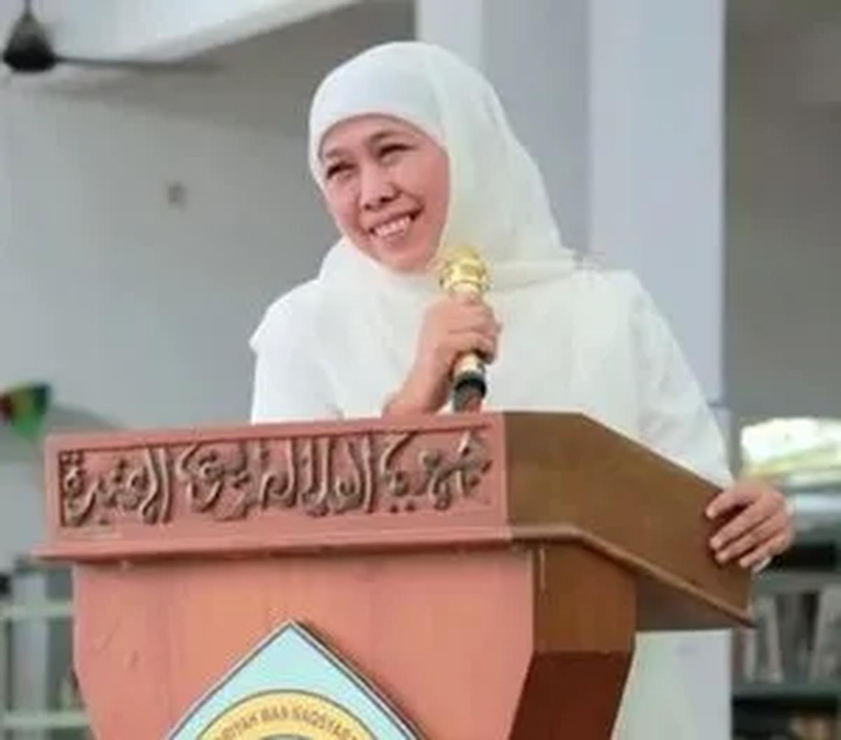 Gubernur Jawa Timur Khofifah Indar Parawansa belum menjawab pinangan NasDem untuk menjadi calon wakil presiden mendampingi Anies Baswedan di Pilpres 2024. Khofifah menunggu nasihat para kiai dan ulama Nahdlatul Ulama.
