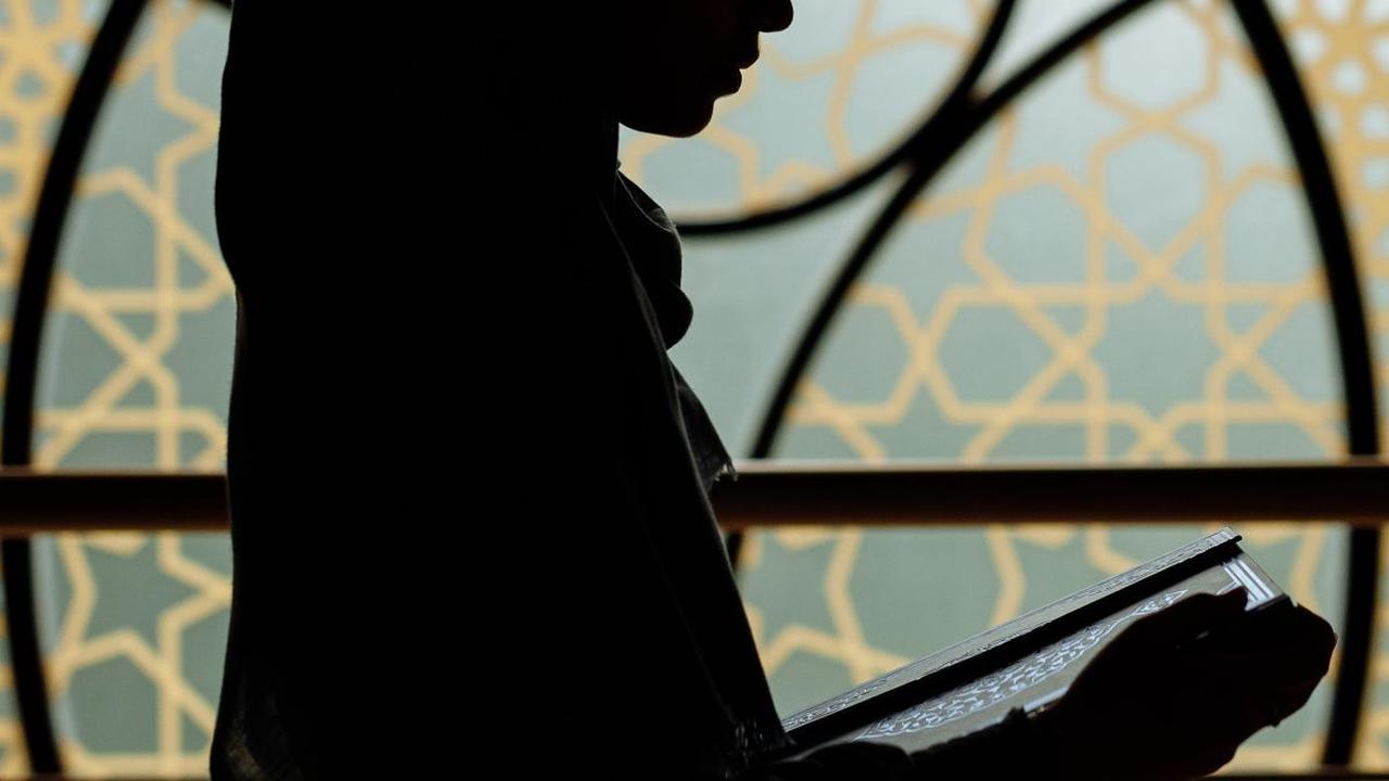Dosa yang Harus Dihindari Para Muslimah