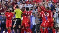 Kronologi Breel Embolo Diusir Wasit saat Argentina vs Swiss, VAR Bongkar Aksi Tipu-Tipu