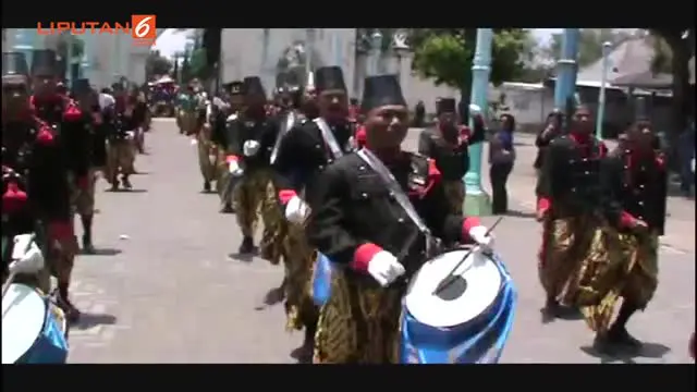 Grebeg Iduladha Warga Solo Berharap Berkah