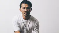 Rio Dewanto, berperan sebagai Angkasa di film NKCTHI (Budy Santoso/KapanLagi)