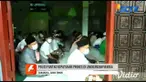 Kapolsek Gubeng yakni Kompol Akay Fahli saat melakukan pemantauan di Masjid Ibrohim mendapatkan respon yang berbeda, ketika dirinya diceramahi oleh takmir masjid tersebut. Beliau tidak terima saat sedang melakukan salat Jumat adanya razia protokol ke...