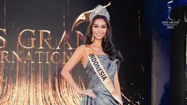 12 Pesona Cantik Sophia Rogan, Wakil Indonesia di Miss Grand International 2021