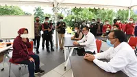 Wali Kota Risma mengaku sebenarnya dirinya berharap BIN terus menggelar rapid test di Surabaya. (Foto BIN)