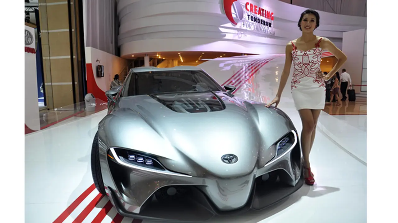 Toyota Hadirkan Berbagai Produk Andalan di IIMS 2014