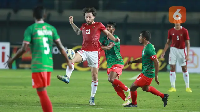 Foto: 3 Penampil Terbaik Timnas Indonesia saat Ditahan Imbang Bangladesh dengan Skor Kacamata