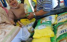 FOTO: Harga Beras Semakin Meroket, Bulog Terjunkan SPHP dengan Harga Terjangkau