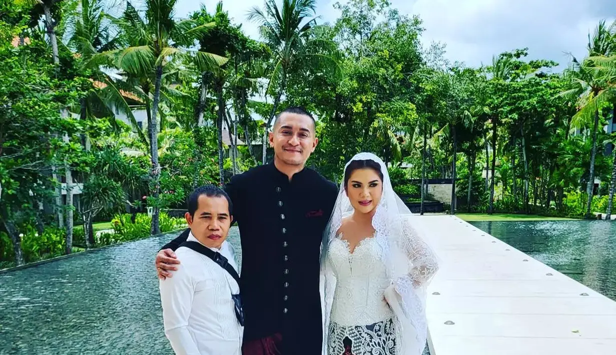 Pernikahan Miller Khan dan Farina Rebecca (Instagram/dorasetiawan)