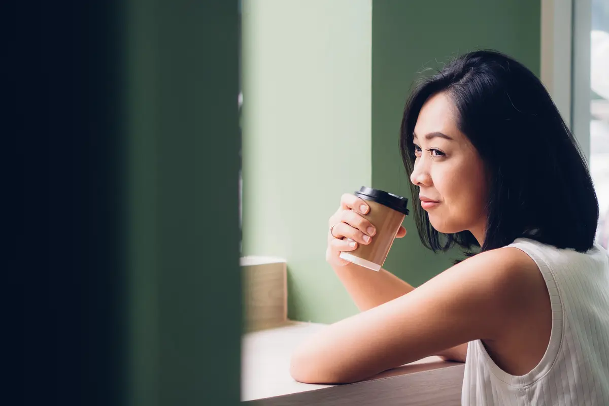 wanita oktober saat hidup berat