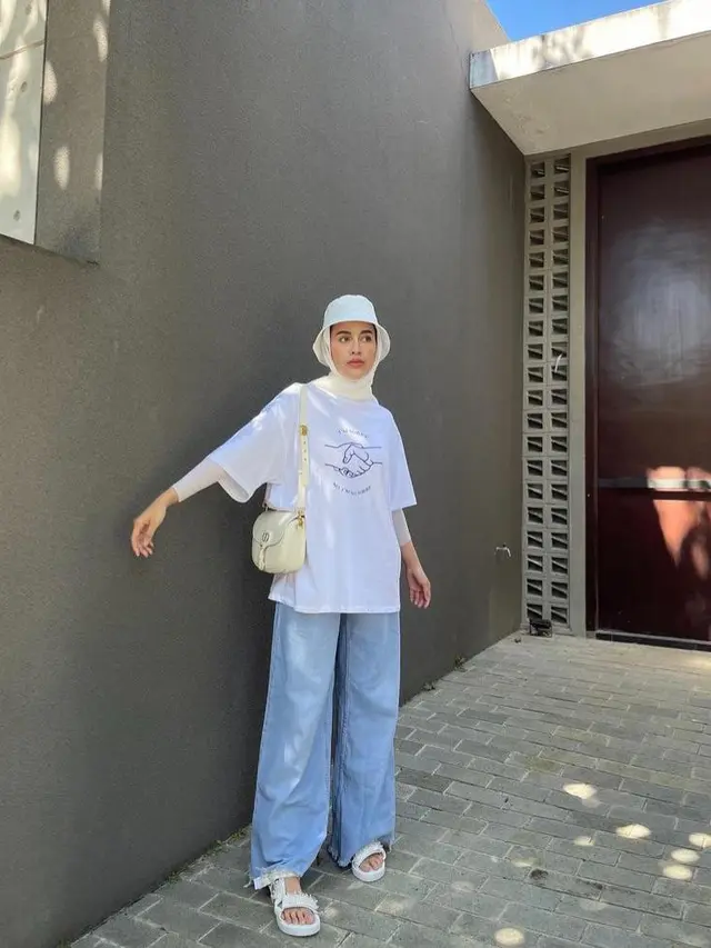 8 Fashion Item yang Wajib Dimiliki Remaja Berhijab, Apa Saja?