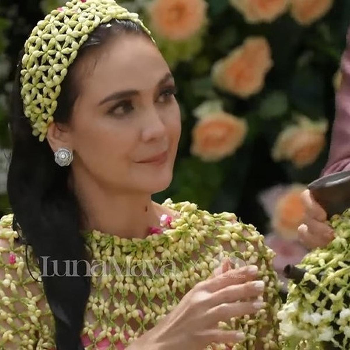 7 Potret Luna Maya di Momen Pecah Kendi Pratolo, Diprediksi Anak Pertamanya Laki-Laki