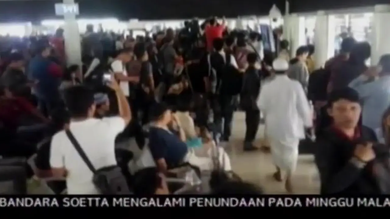 Lion Air Delay 12 Jam
