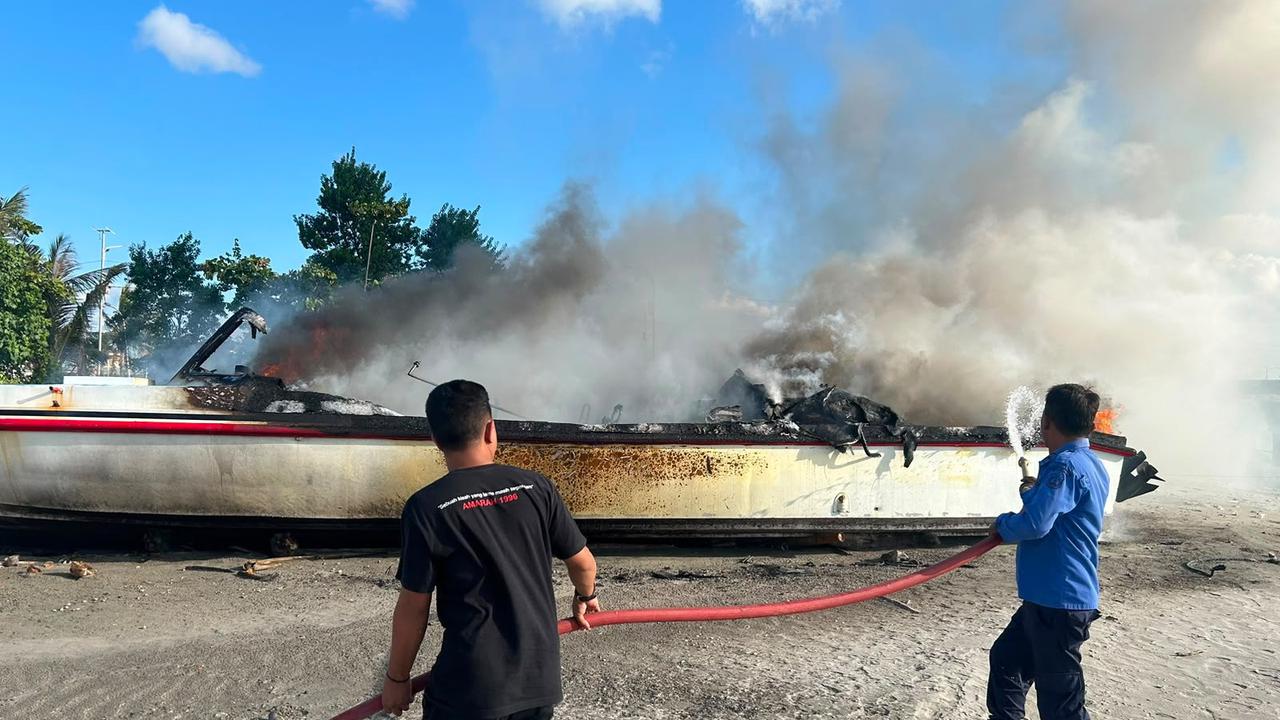 Speedboat Milik Taman Nasional Takabonerata Terbakar di Selayar, Polisi Selidiki