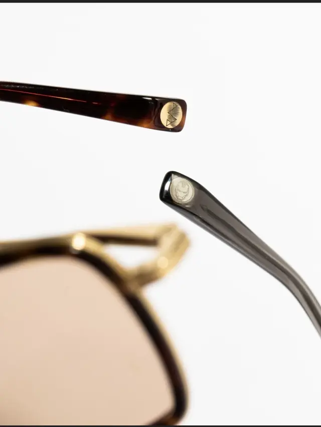 Kacamata STARK, kolaborasi antara MARVEL dan SATURDAYS