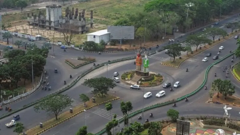 Menurut Ahok, selain Pemorov DKI, sudah ada Perumnas yang berminat mengelola lahan di Kemayoran.