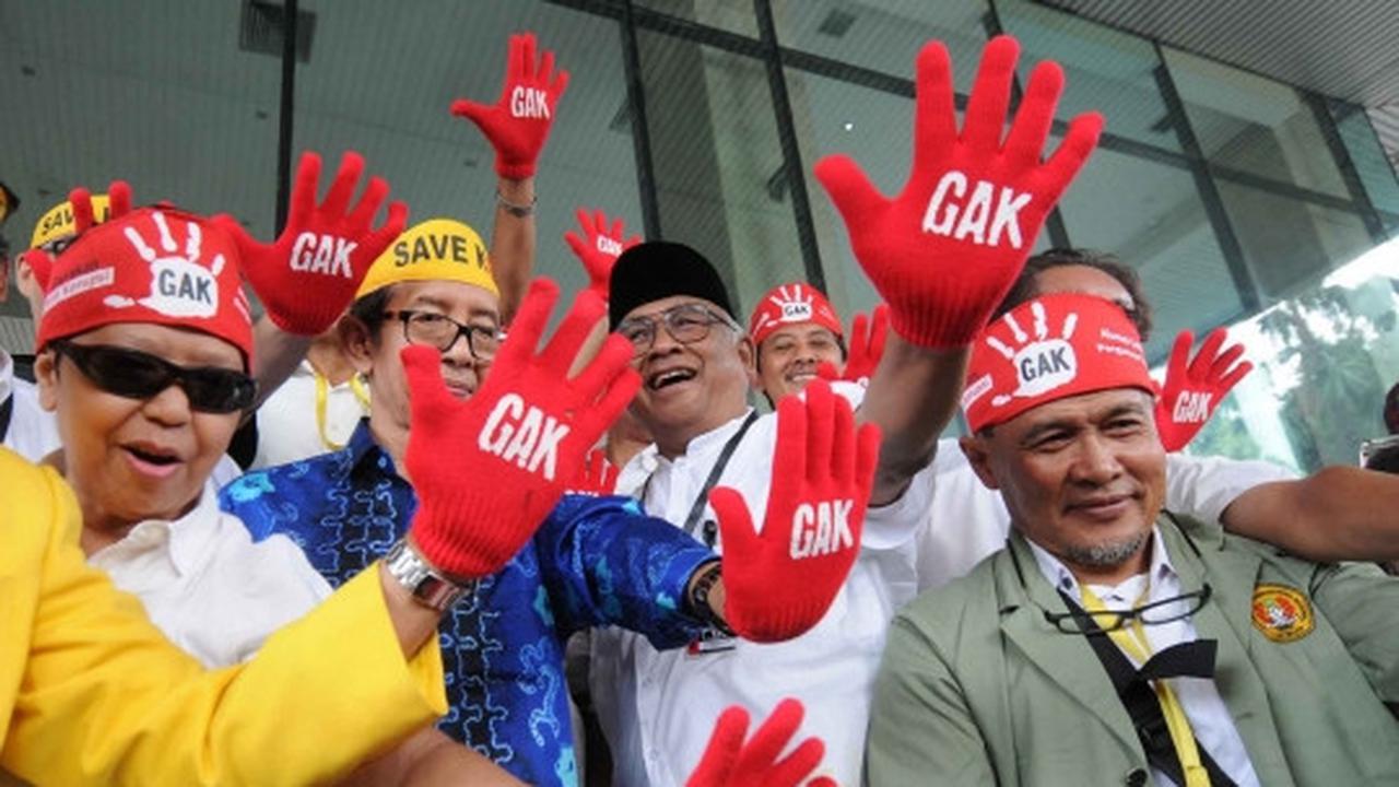 Ruki cs dan massa antikorupsi kompak menolak revisi UU KPK