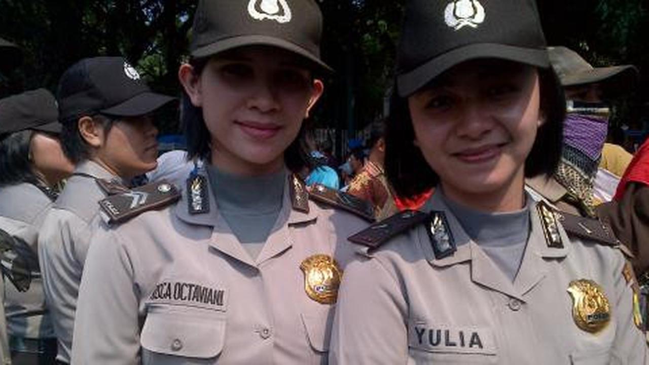 Yulia, Polwan cantik yang sering digoda demonstran