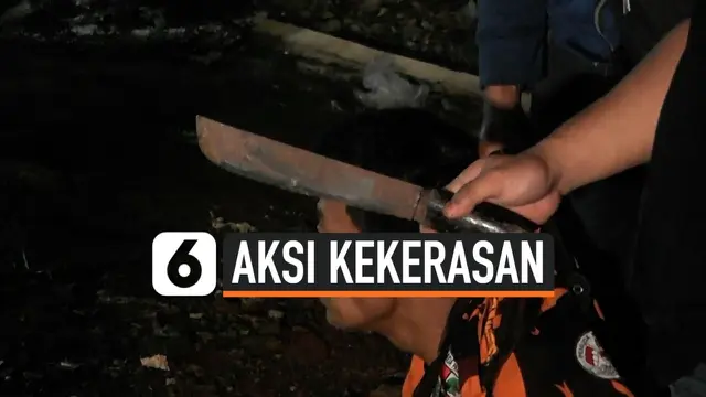 VIDEO: Ayah Nyaris Bacok Anak karena Terlalu Lama Beli Makanan