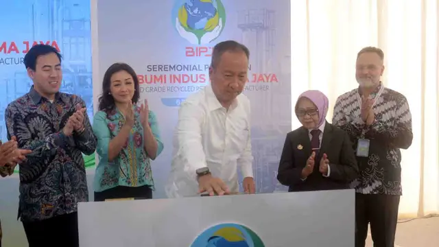 Pabrik daur ulang PET lokal