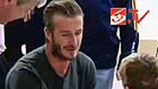 Beckham Sapa Penggemar Kecilnya