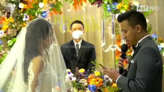 7 Momen Pemberkatan Nikah Joshua Seherman dan Clairine Clay yang Bikin Penonton Haru