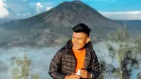 Travel Influencer Darlis Muhan Bangga Jadi Solo Backpacker Pertama di Sumatera Selatan